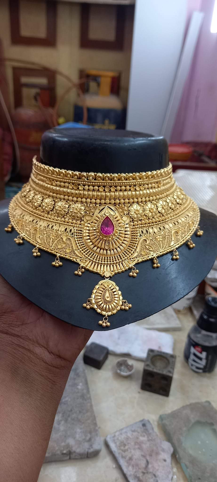 Royal Antique Gold Choker Necklace with Ruby Stone