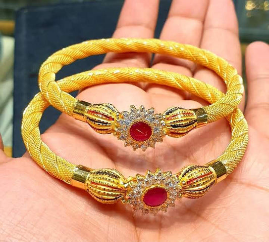 Classic 22K Gold Bangles – Traditional Design (Pair)